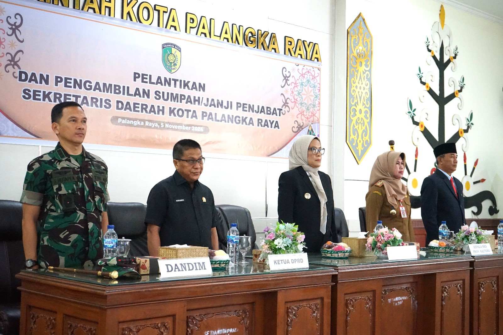 Ketua DPRD Kota Palangka Raya Hadiri Pelantikan Sekda